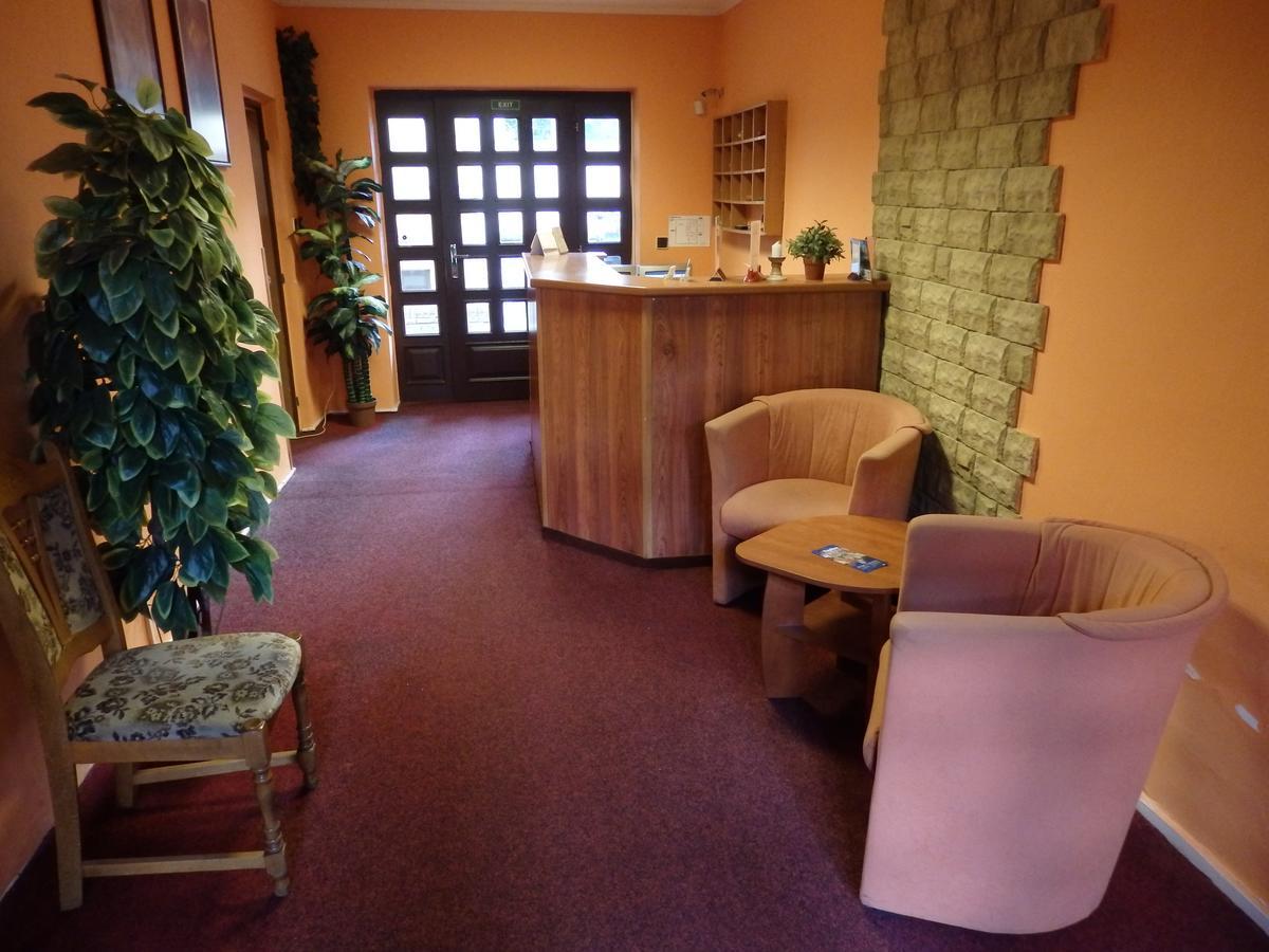 Hotel Zlaty Kriz Teplice Esterno foto