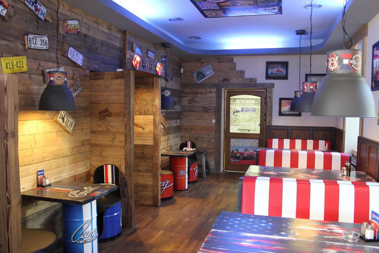 Hotel Zlaty Kriz Teplice Esterno foto