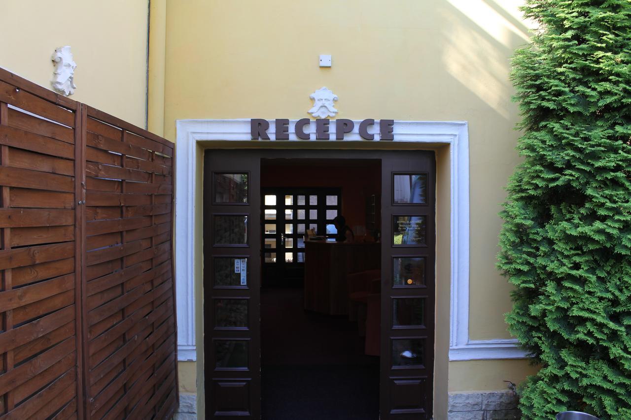 Hotel Zlaty Kriz Teplice Esterno foto